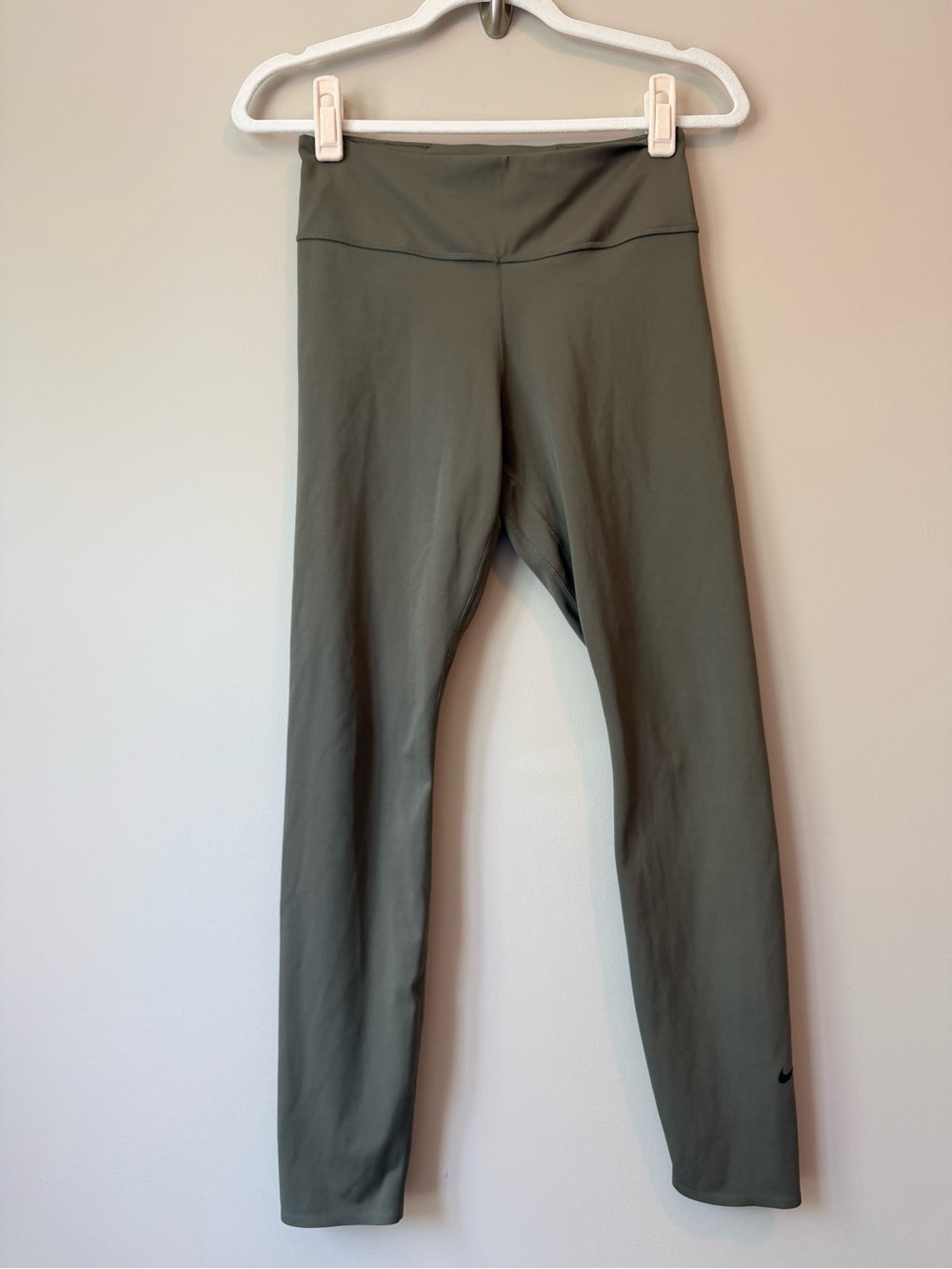 Nike Dri-Fit Olive Green High Waist Leggings Size M